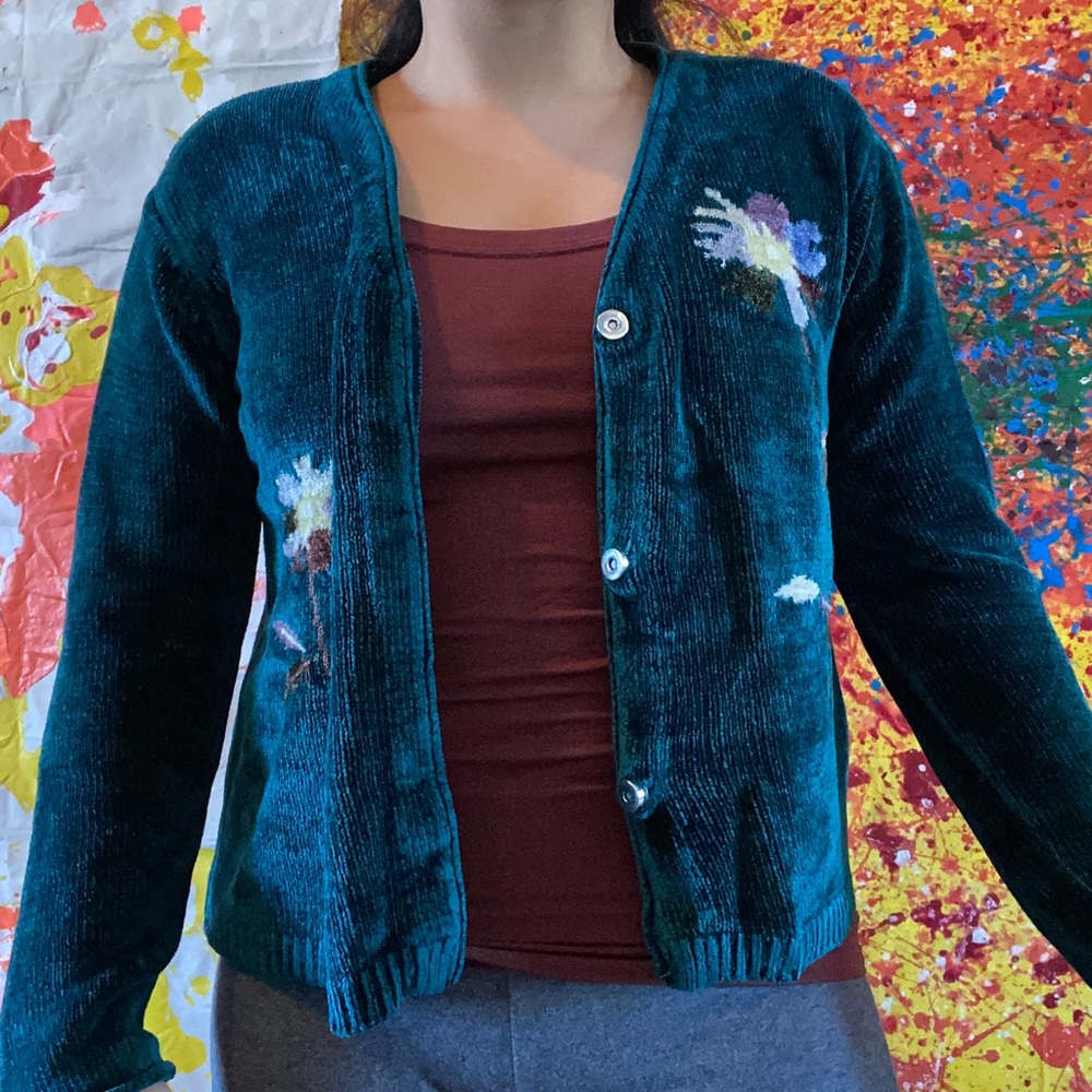 Sweater - Picture 3 of 4
